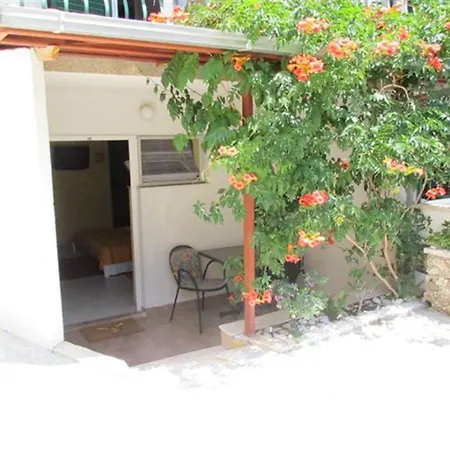 Guest house Marino Gojak Makarska